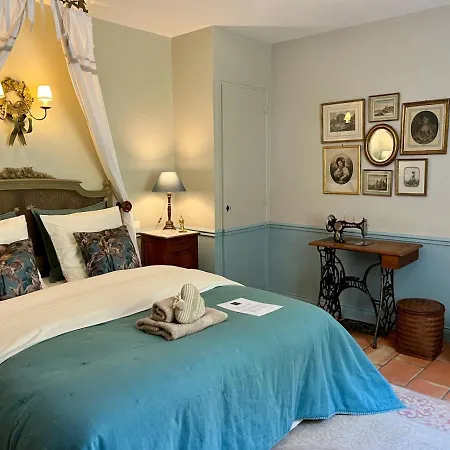 Les Aurochs Bed & Breakfast Grimaud