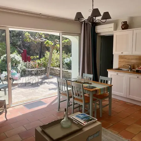Bed & Breakfast Les Aurochs Grimaud