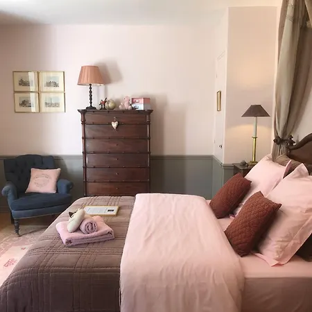 Les Aurochs Bed & Breakfast Grimaud